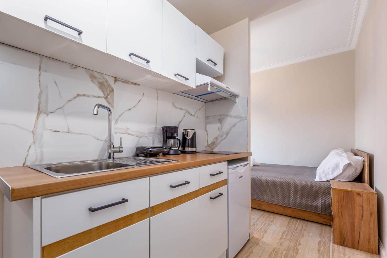 Luna Solari Apartment Mantouki Eksteriør bilde