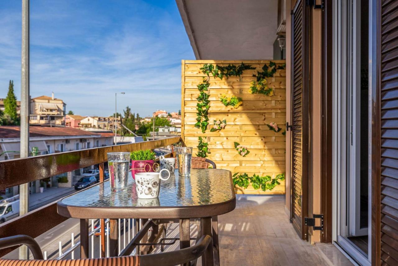 Luna Solari Apartment Mantouki Eksteriør bilde